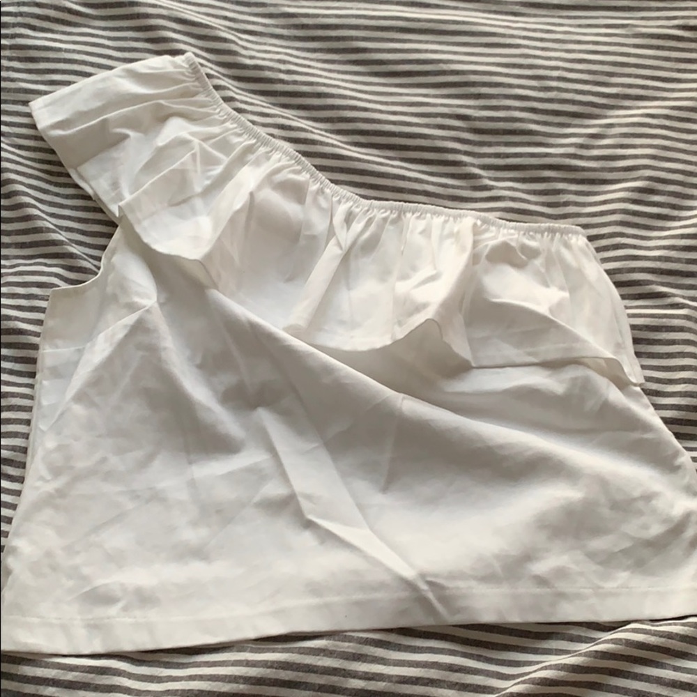 One shoulder top!